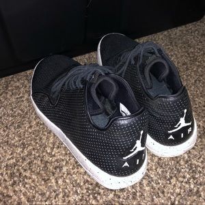 Men’s Jordan Trainers (10.5)